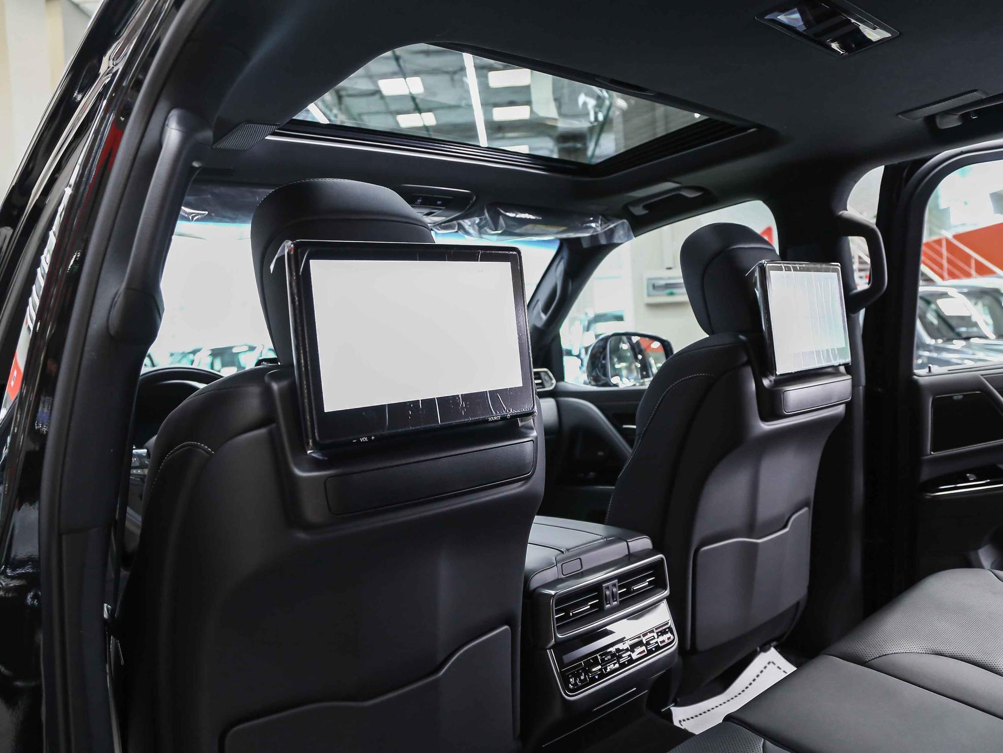 Lexus LX 2026, черный, ДЦ Орехово