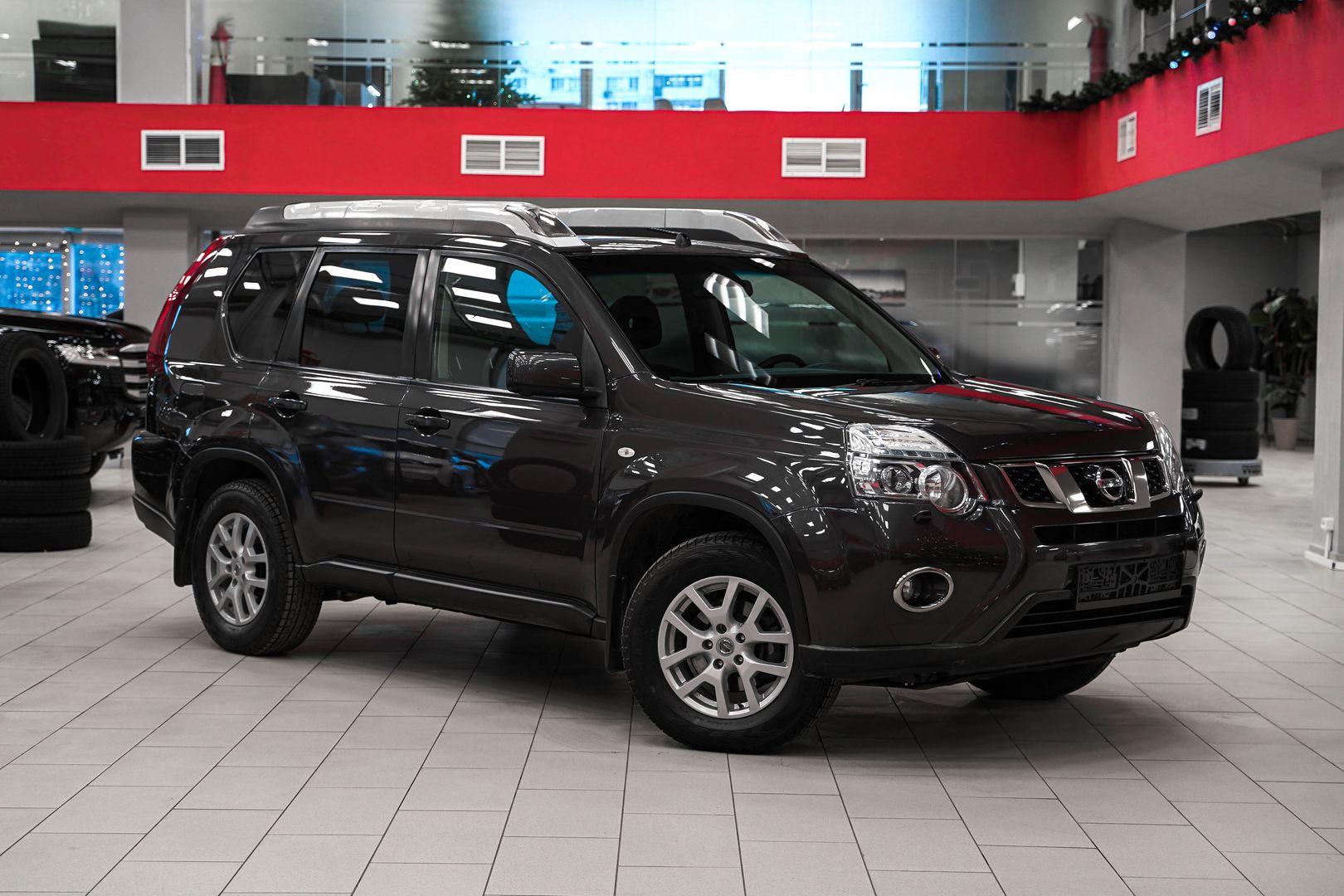 Nissan X-Trail 2013, серый, ДЦ Орехово