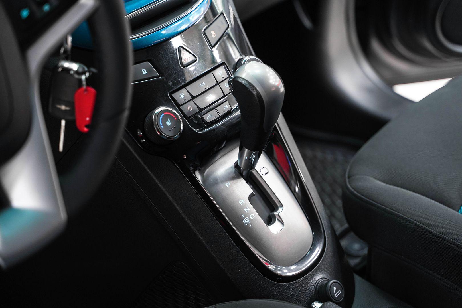 Chevrolet Orlando 2012, серый, ДЦ Орехово