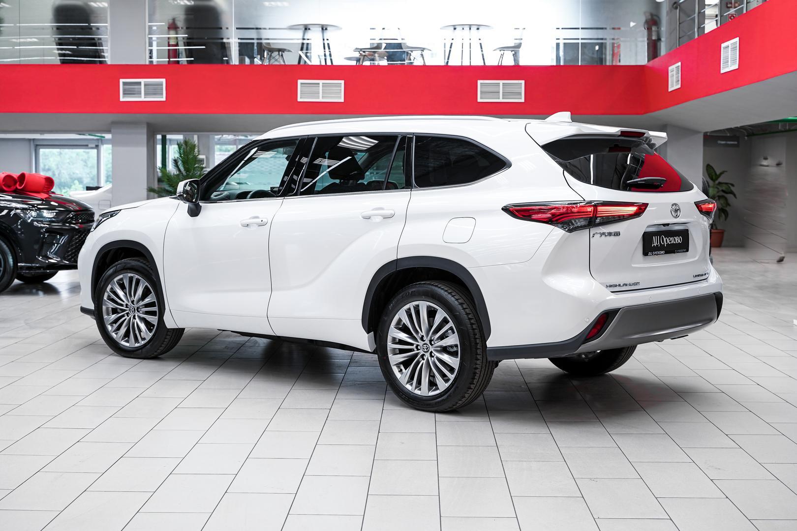 Toyota Highlander 2025, белый, ДЦ Орехово