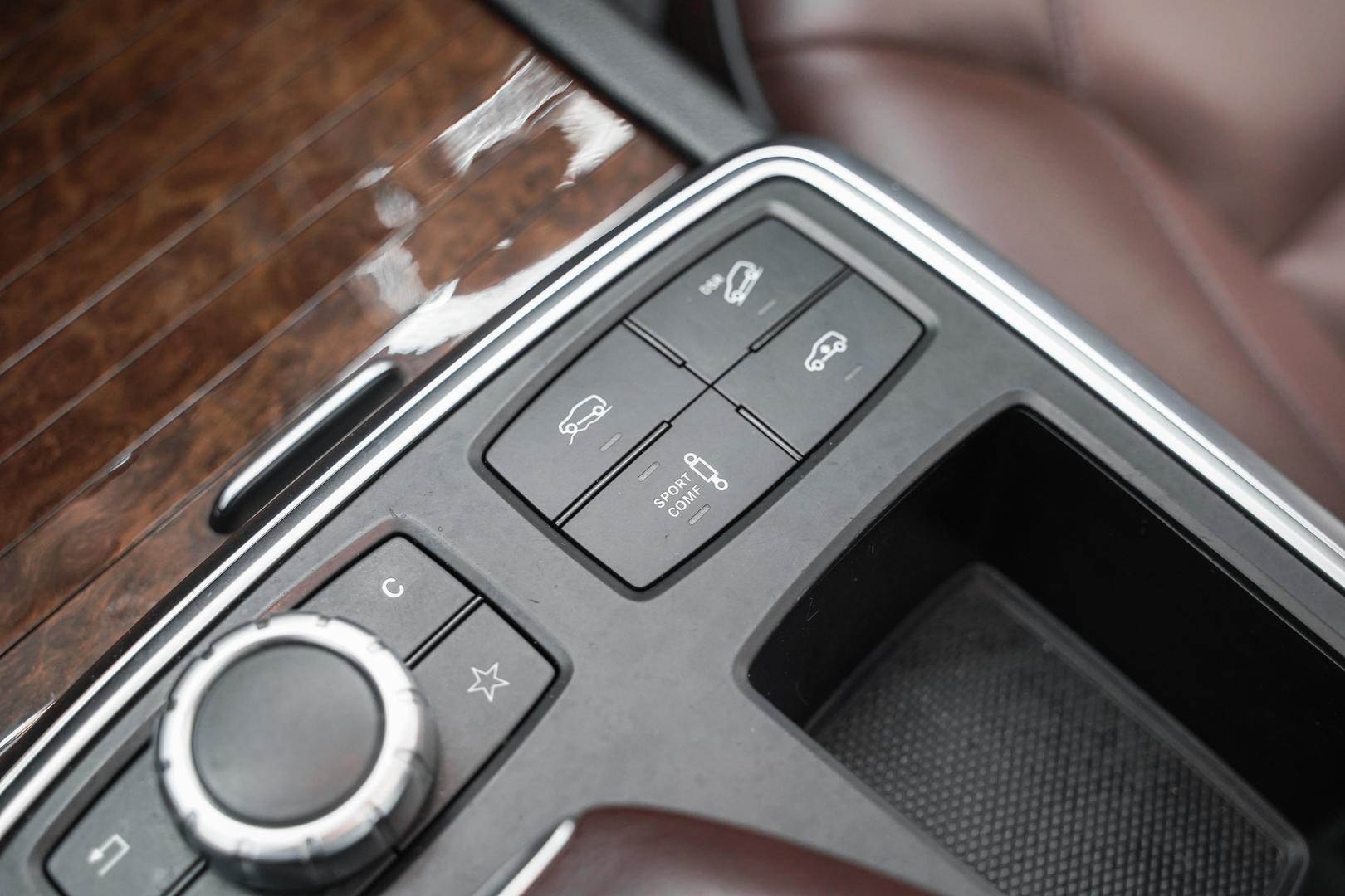 Mercedes-Benz GL-Класс 2013, черный, ДЦ Орехово