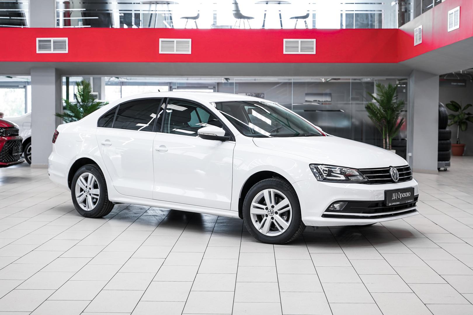 Volkswagen Jetta 2016, белый, ДЦ Орехово