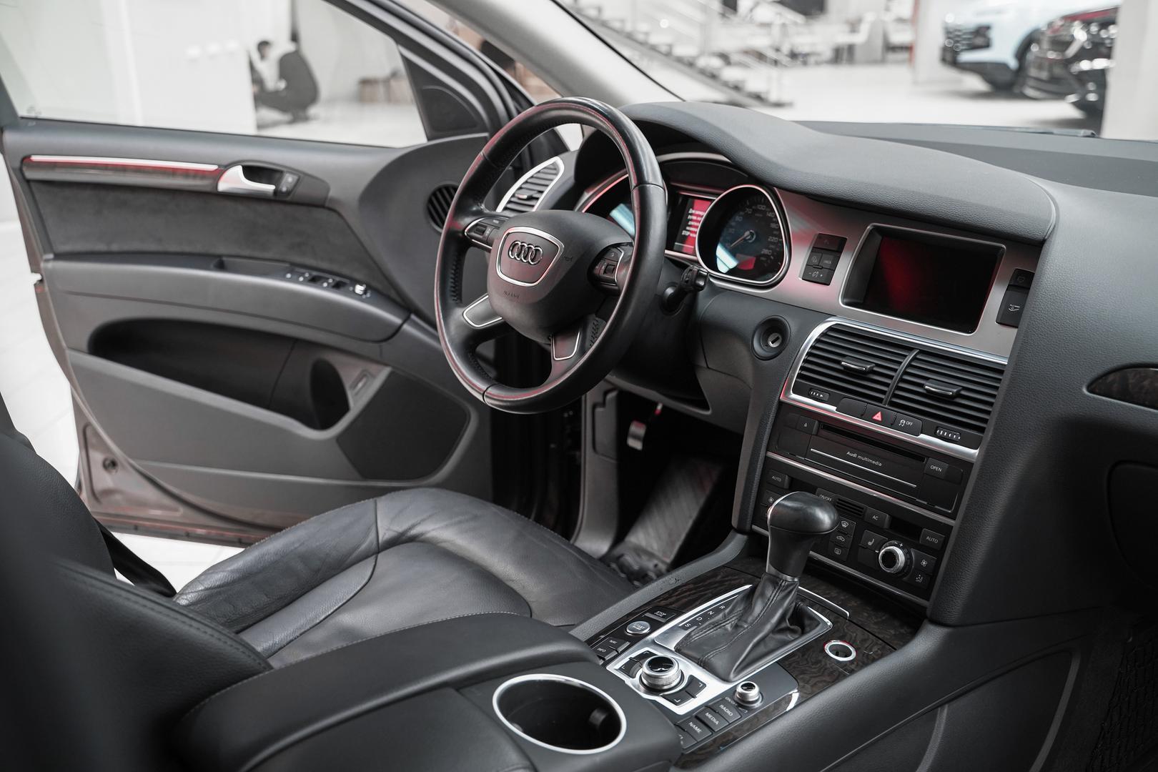 Audi Q7 2012, коричневый, ДЦ Орехово