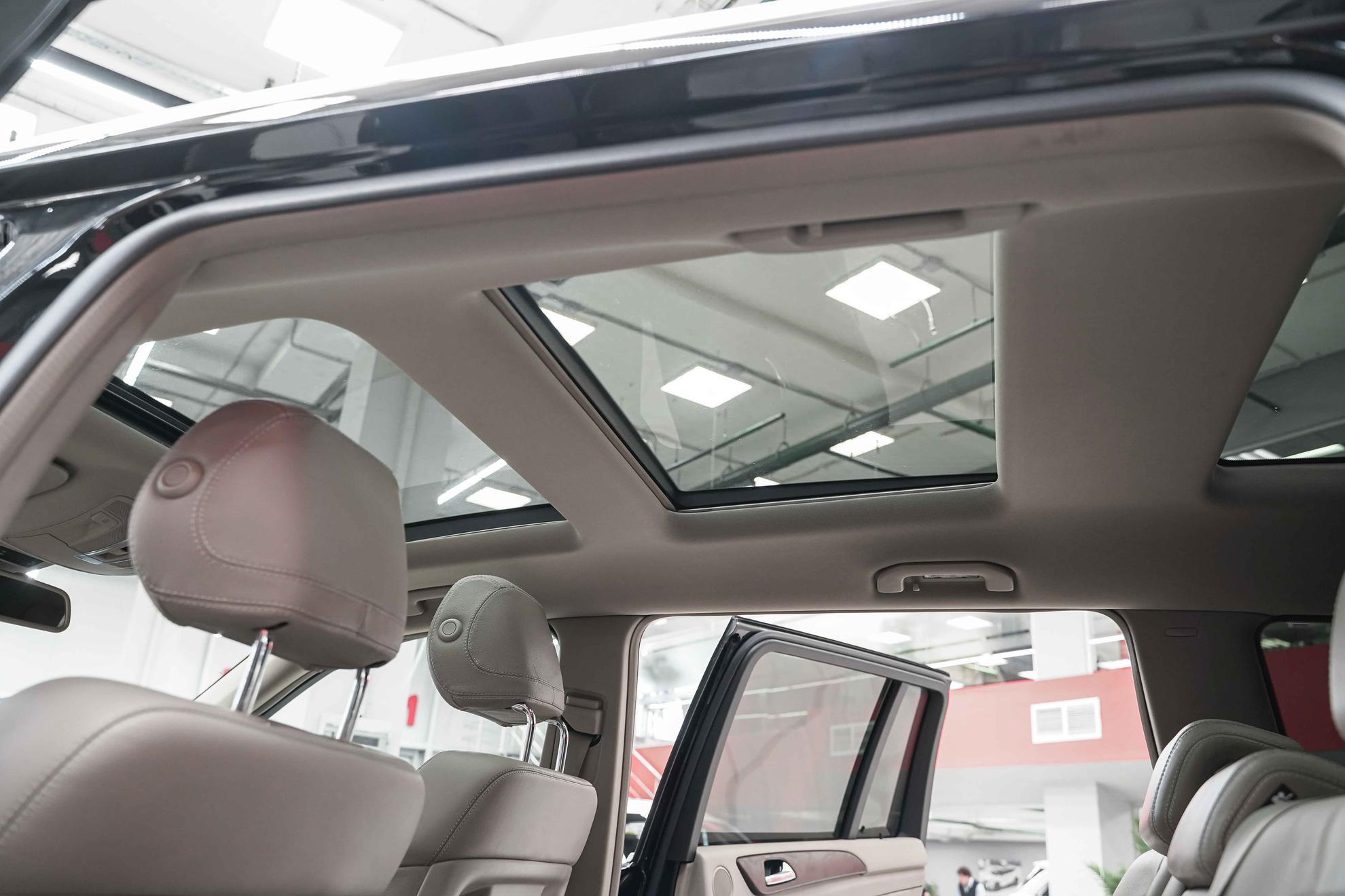 Mercedes-Benz GL-Класс 2013, черный, ДЦ Орехово