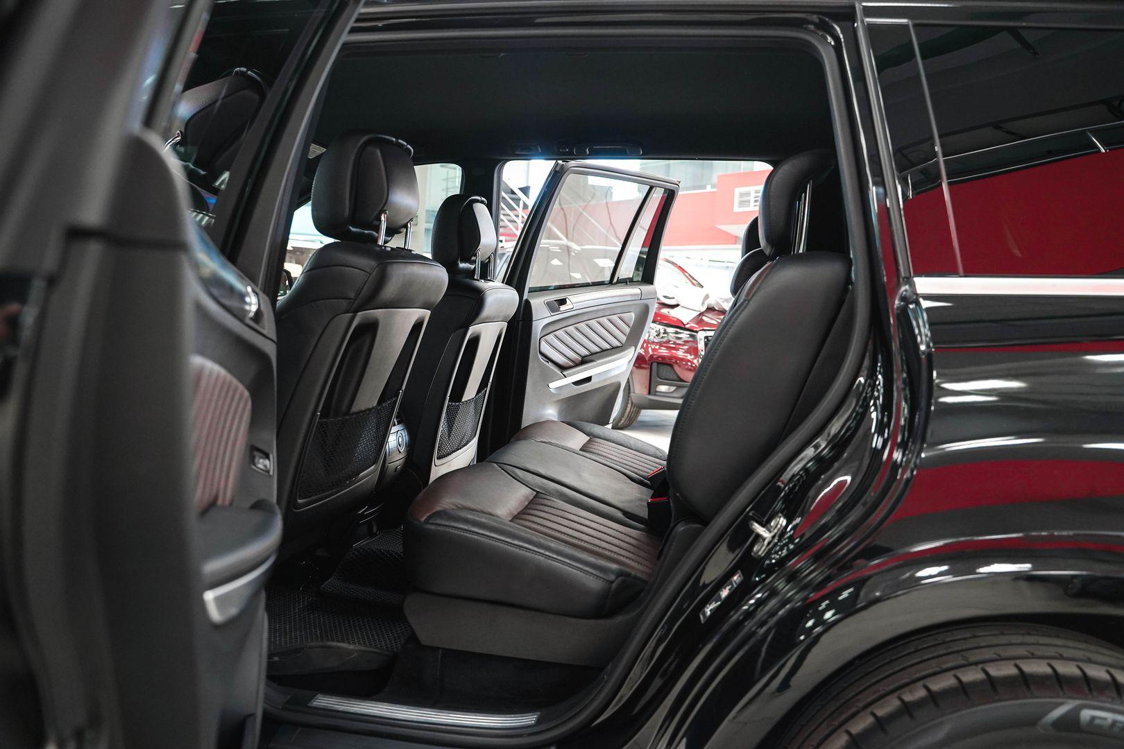 Mercedes-Benz GL-Класс 2011, черный, ДЦ Орехово