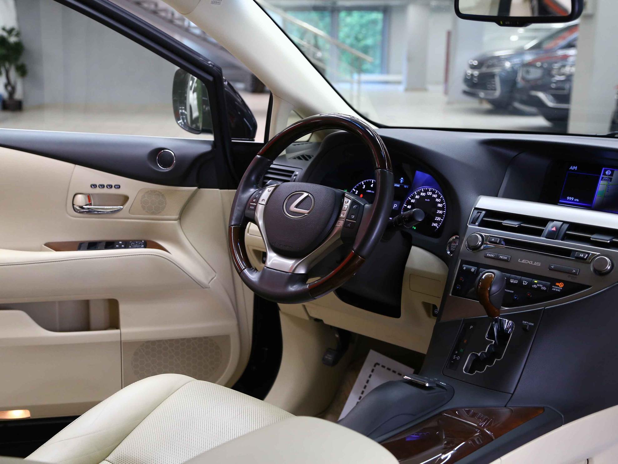 Lexus RX 2014, черный, ДЦ Орехово