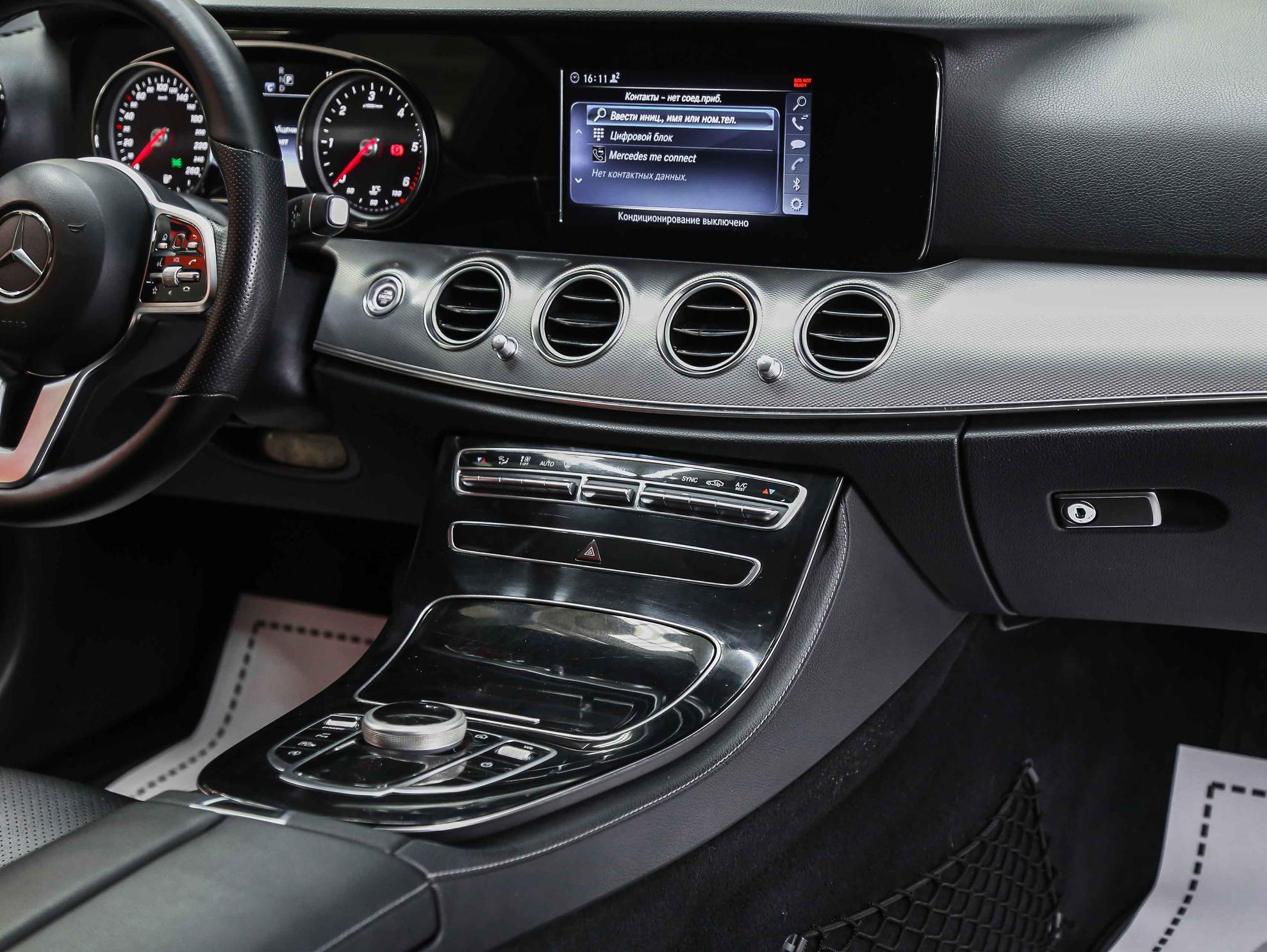 Mercedes-Benz E-Класс 2019, черный, ДЦ Орехово