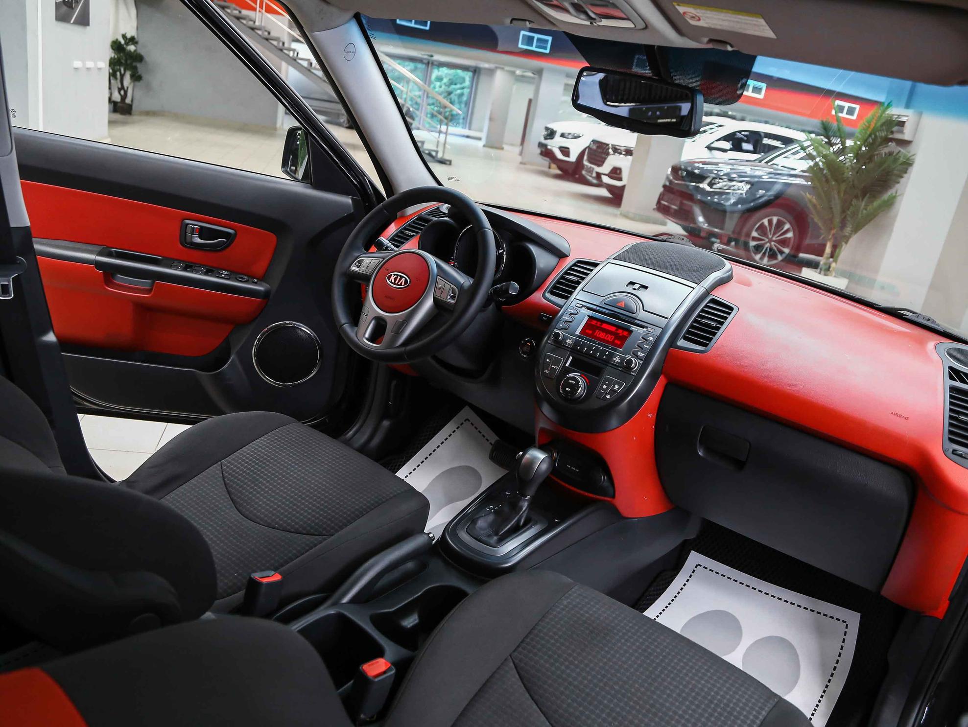 Kia Soul 2011, черный, ДЦ Орехово