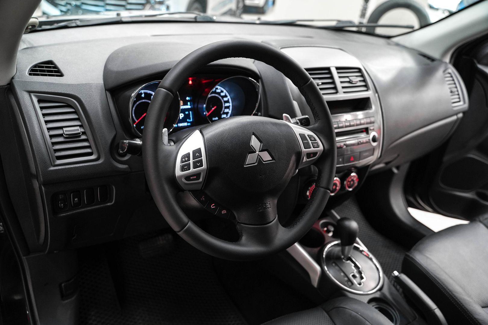 Mitsubishi ASX 2011, черный, ДЦ Орехово
