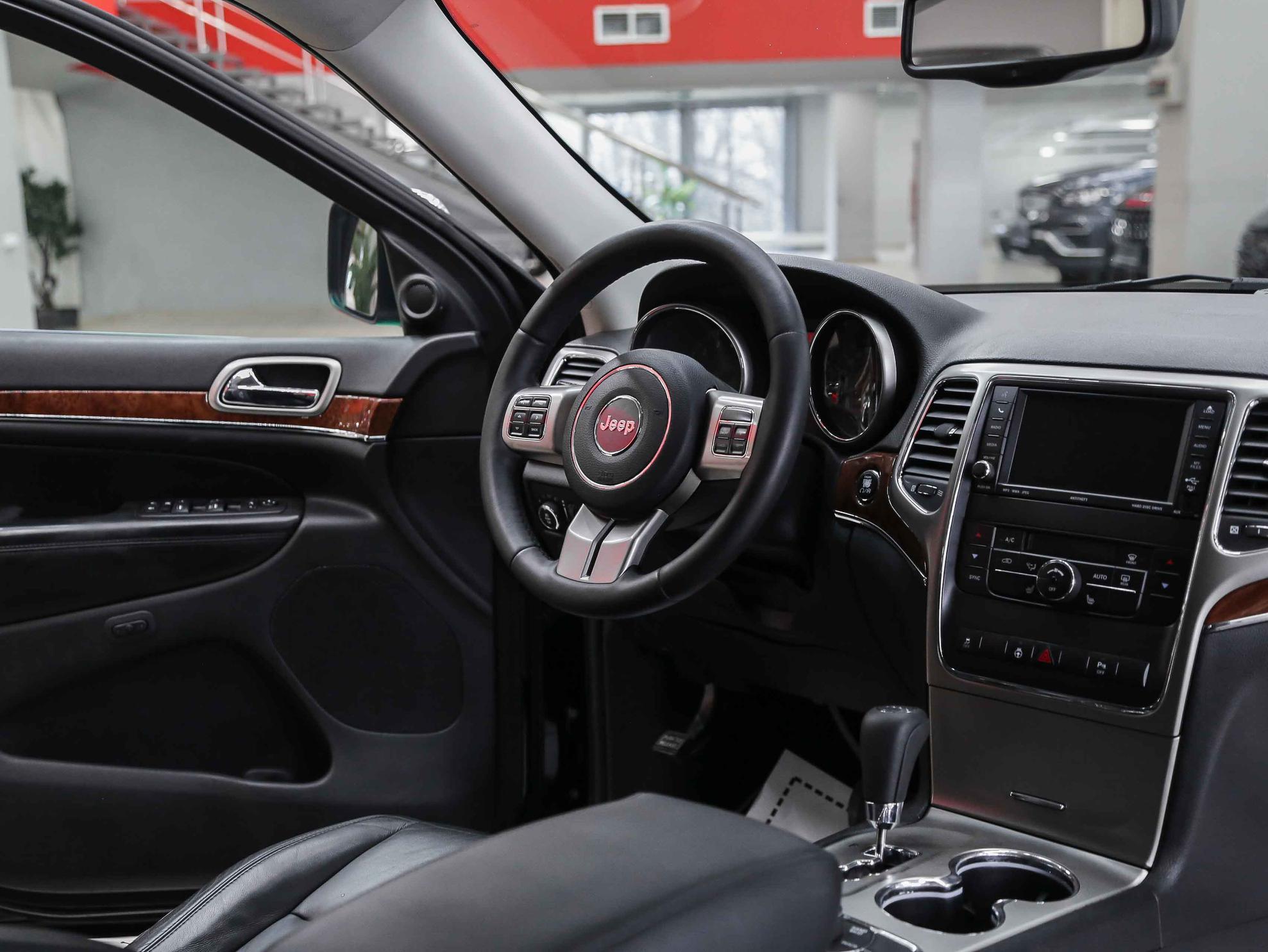 Jeep Grand Cherokee 2011, черный, ДЦ Орехово