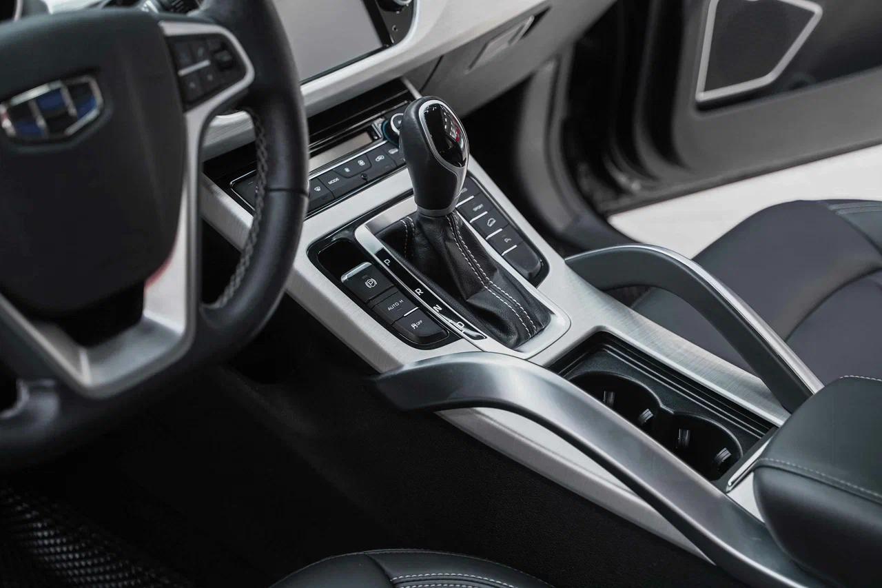 Geely Atlas 2021, черный, ДЦ Орехово
