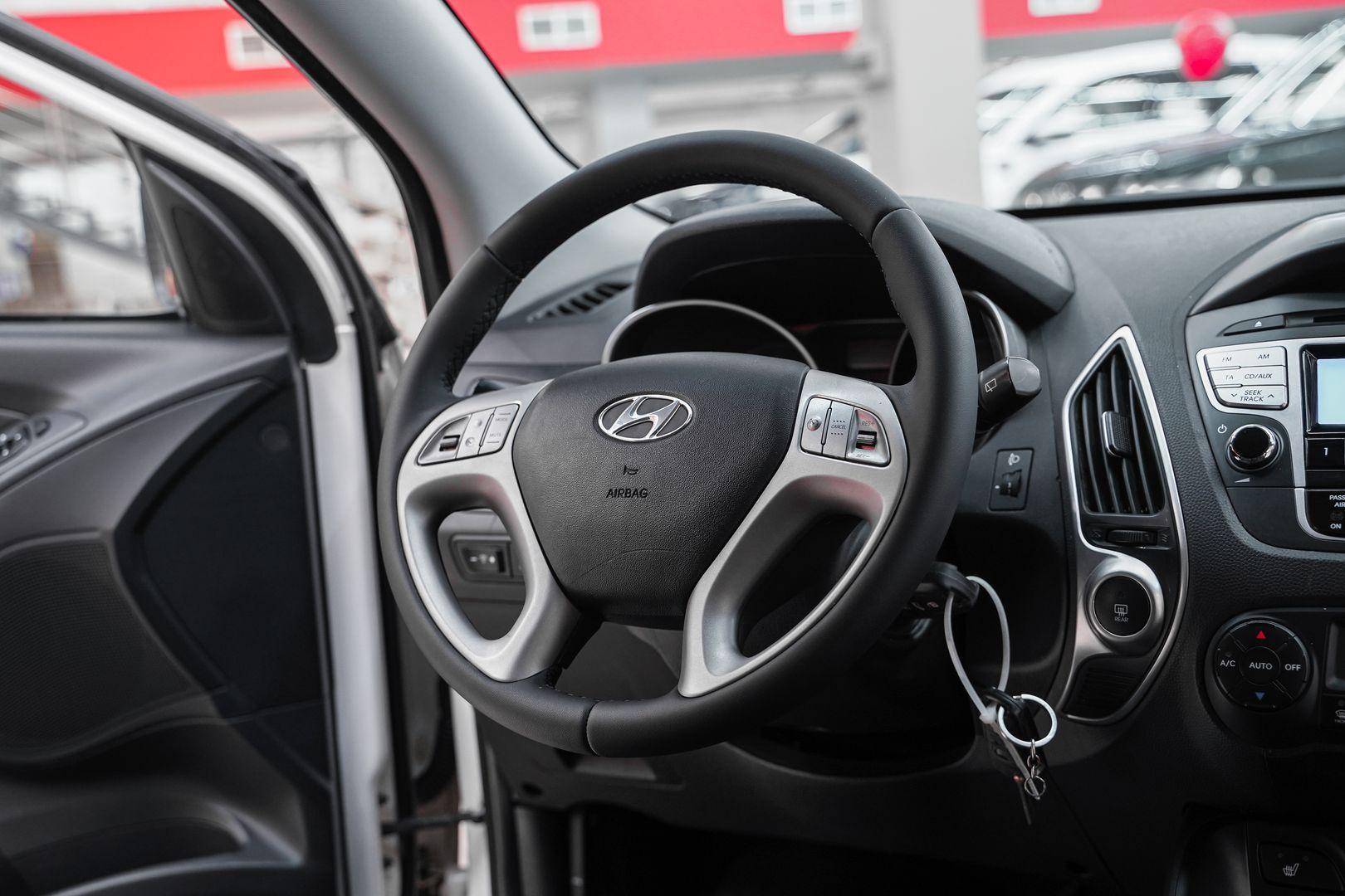 Hyundai ix35 2013, белый, ДЦ Орехово