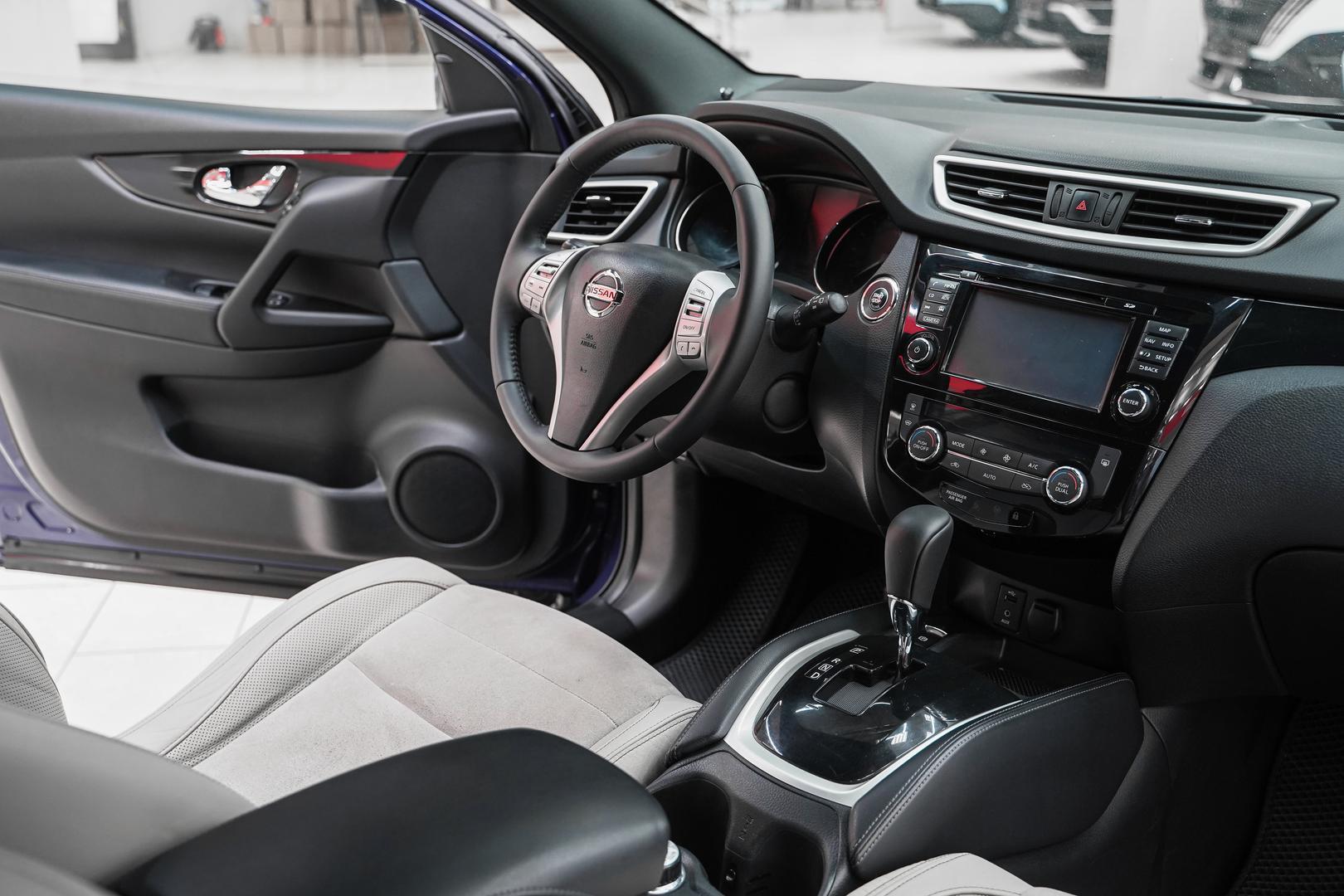 Nissan Qashqai 2016, синий, ДЦ Орехово