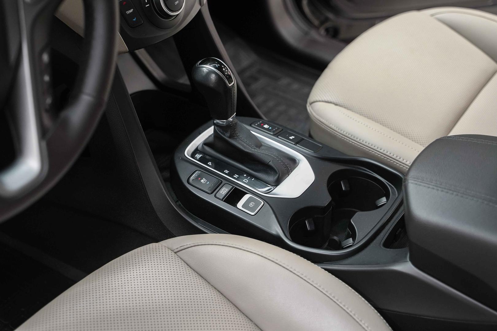 Hyundai Santa Fe 2016, черный, ДЦ Орехово