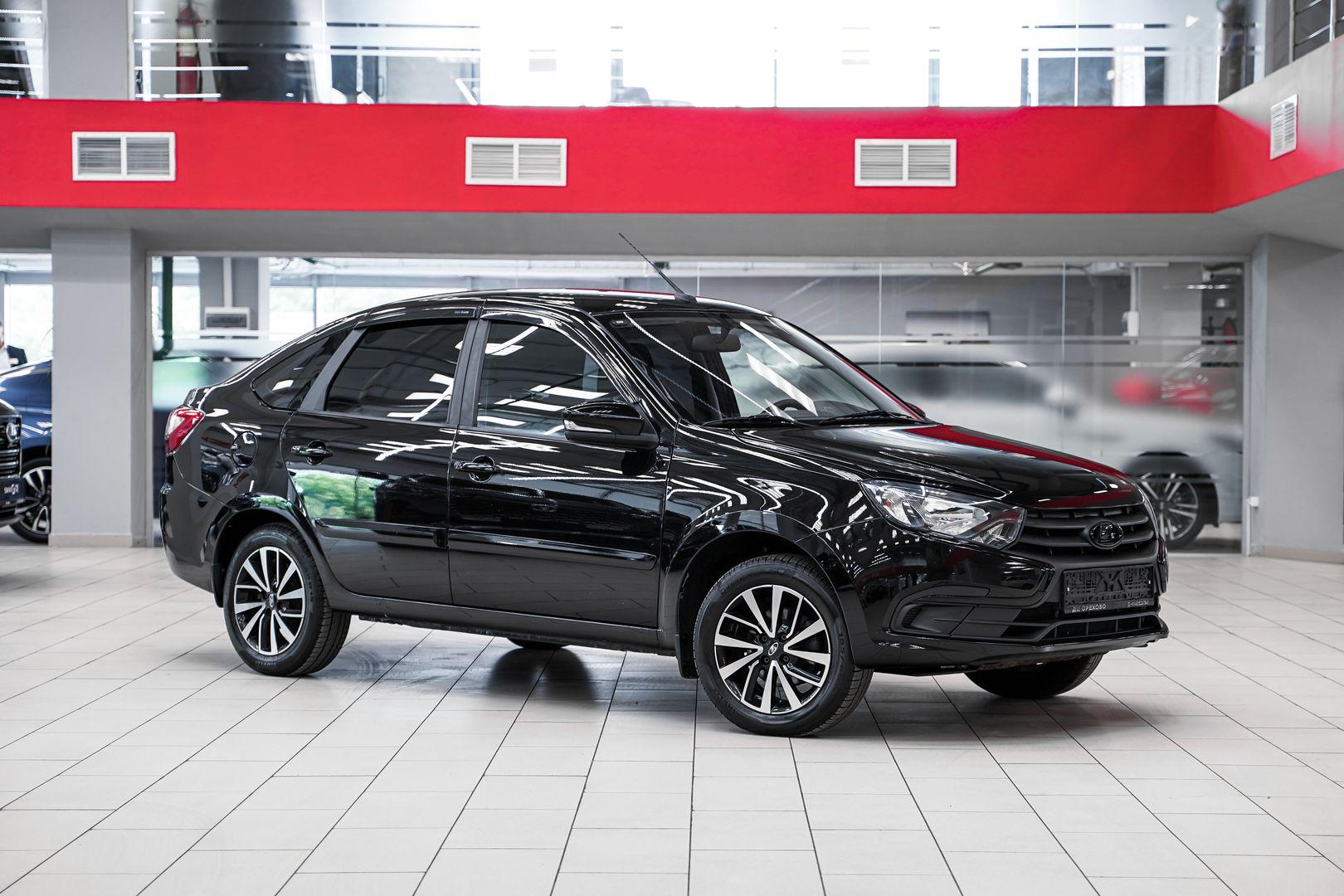 LADA (ВАЗ) Granta 2022, черный, ДЦ Орехово