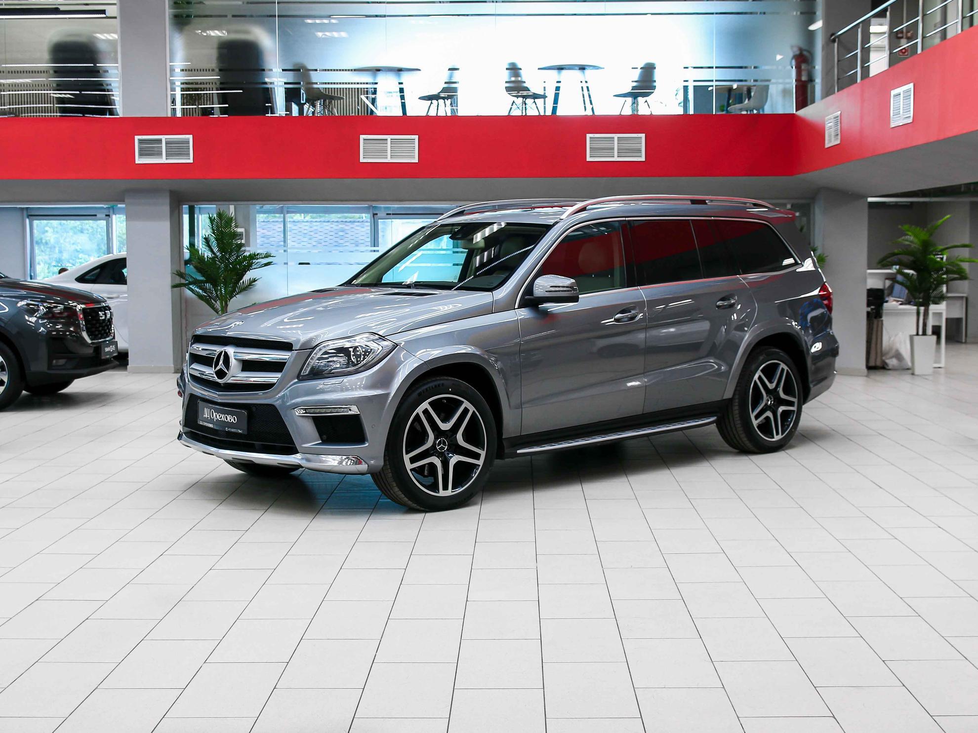 Mercedes-Benz GL-Класс 2015, серый, ДЦ Орехово
