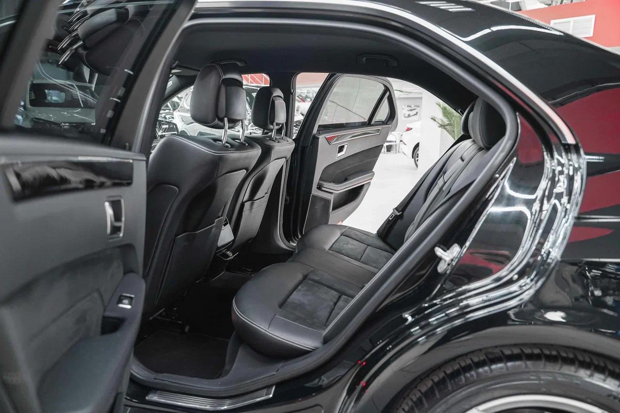 Mercedes-Benz E-Класс 2013, черный, ДЦ Орехово