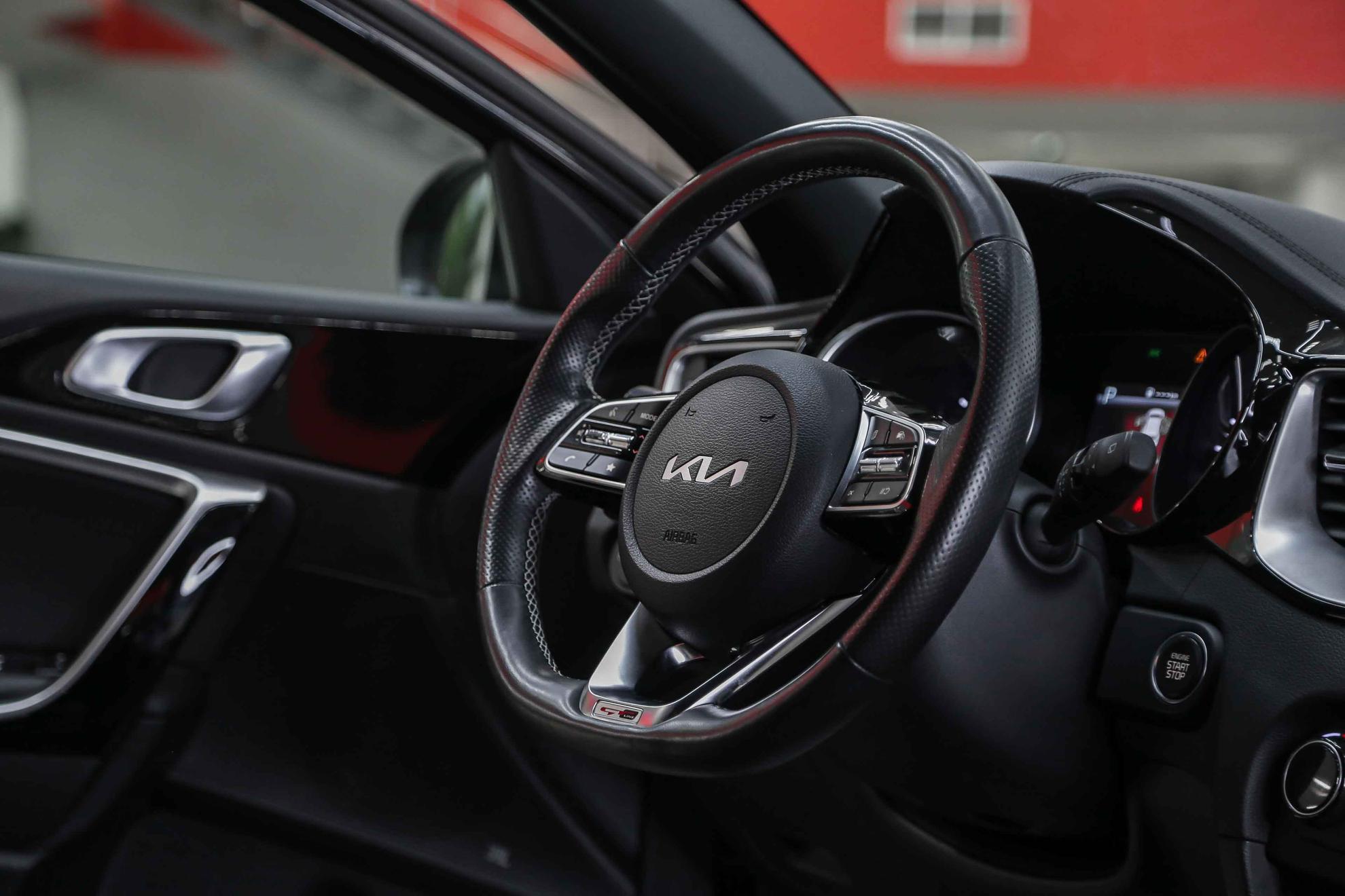 Kia Ceed 2021, черный, ДЦ Орехово