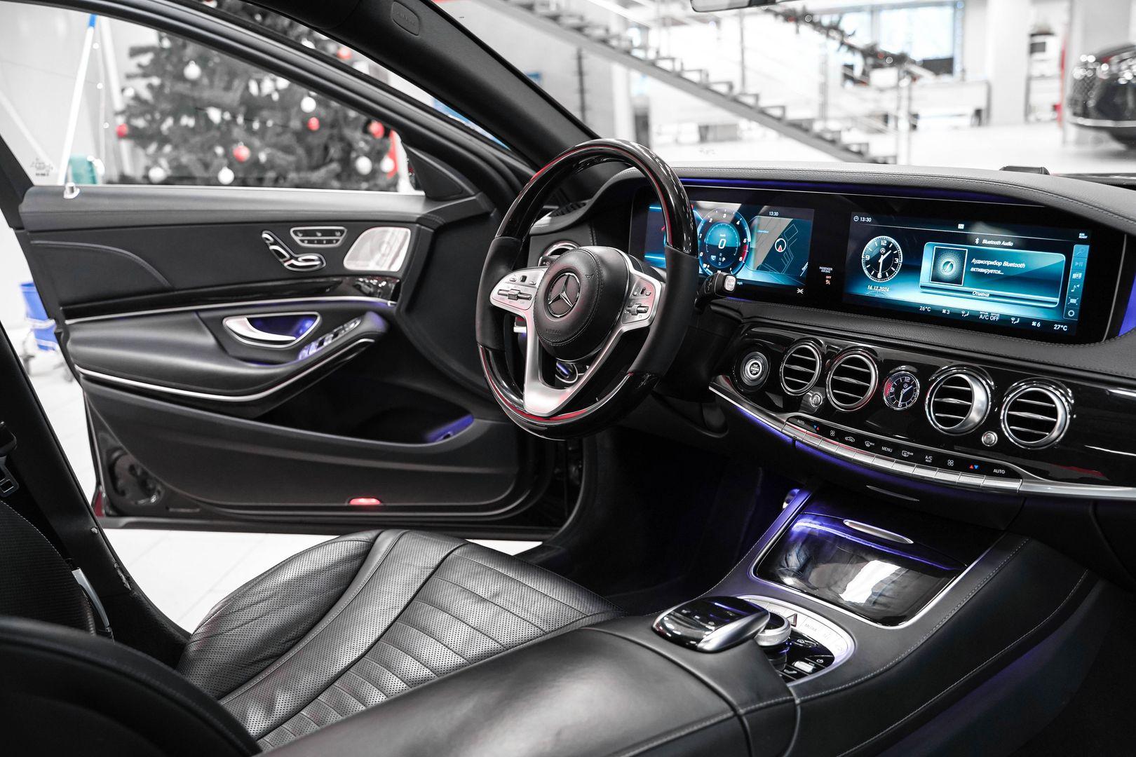 Mercedes-Benz S-Класс 2018, черный, ДЦ Орехово