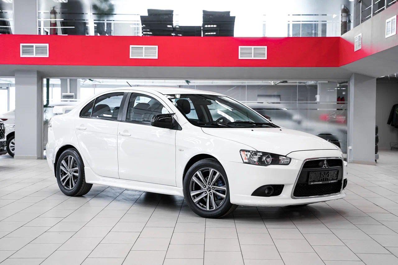 Mitsubishi Lancer 2013, белый, ДЦ Орехово