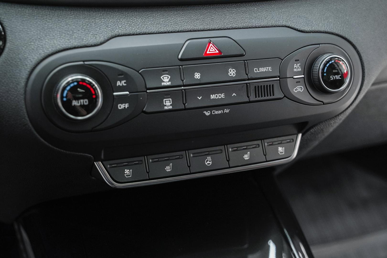 Kia Sorento 2017, белый, ДЦ Орехово