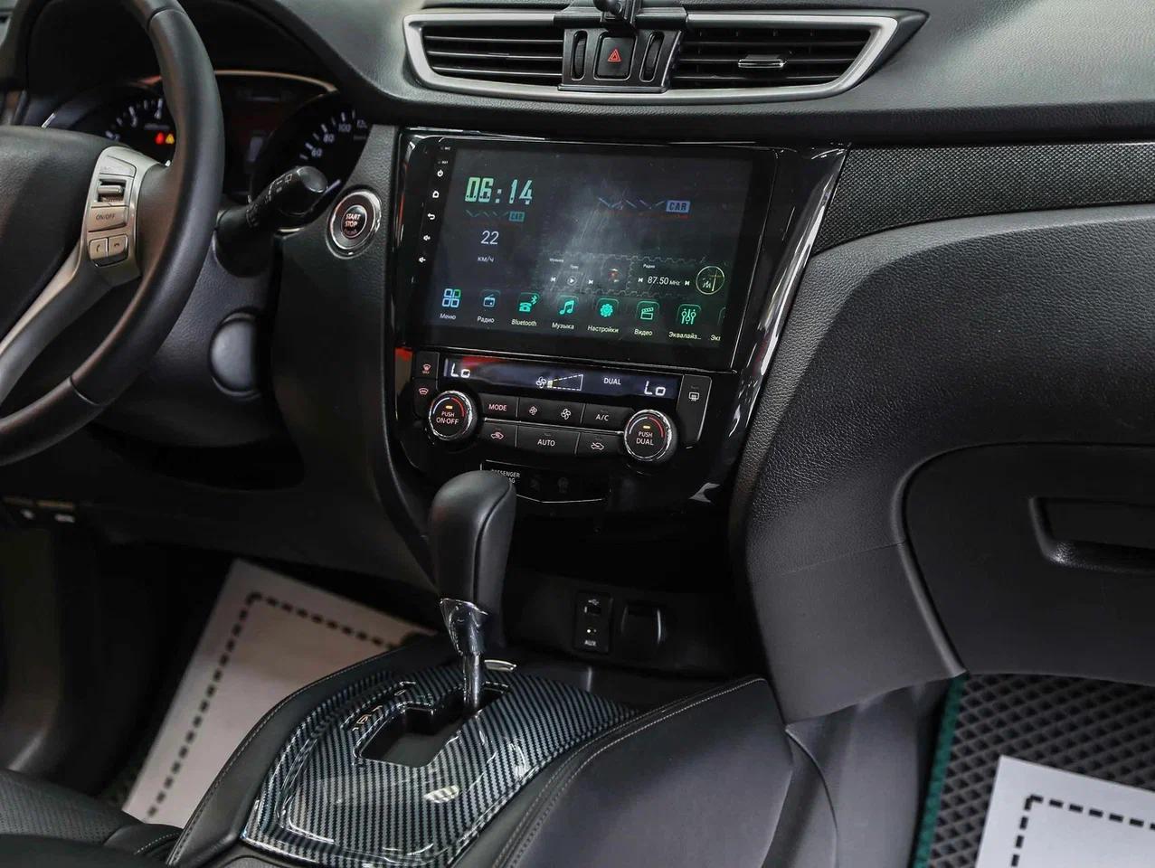 Nissan X-Trail 2015, зеленый, ДЦ Орехово