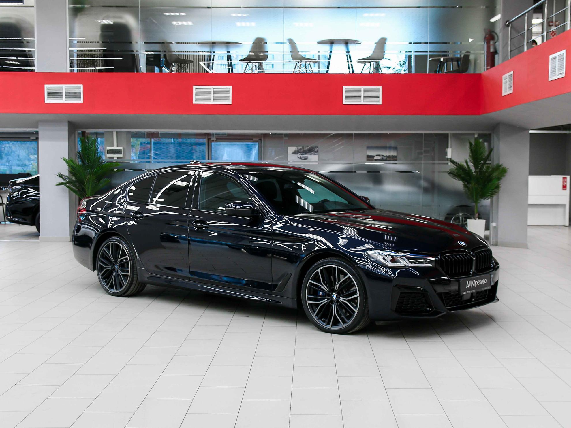BMW 5 серии 2020, черный, ДЦ Орехово
