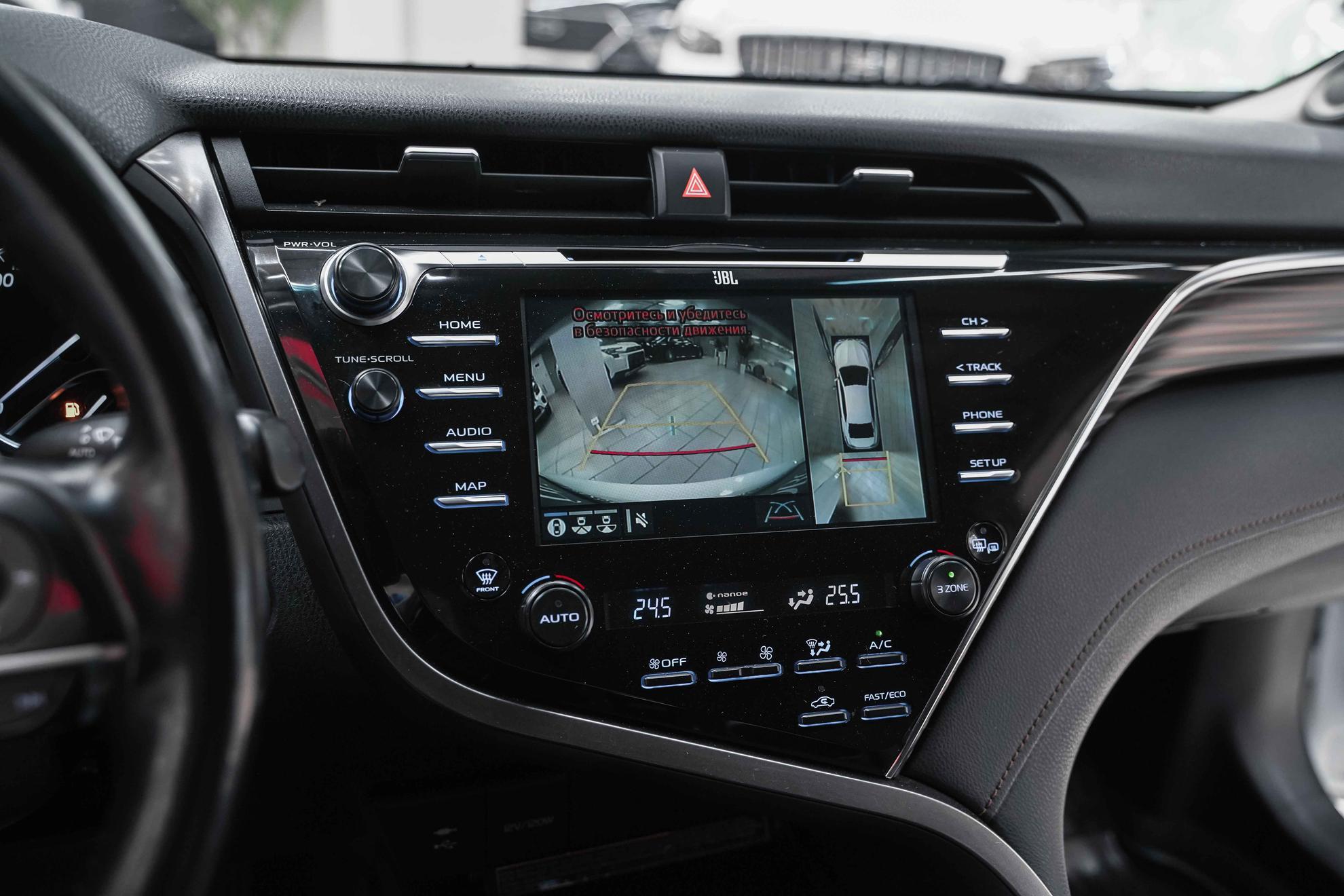 Toyota Camry 2018, белый, ДЦ Орехово