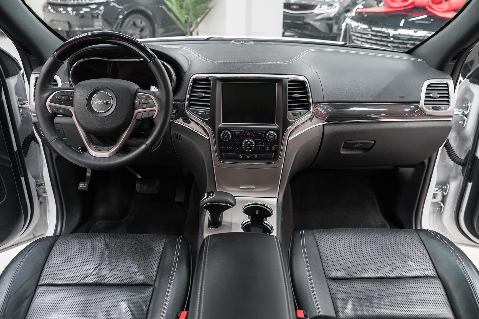 Jeep Grand Cherokee 2015, белый, ДЦ Орехово