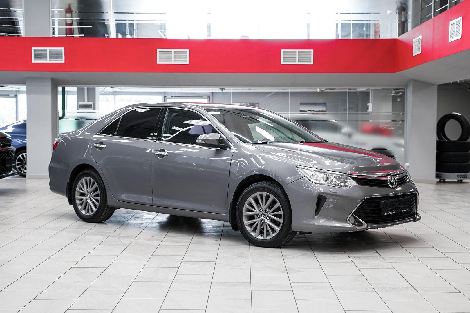 Toyota Camry 2016, серый, ДЦ Орехово