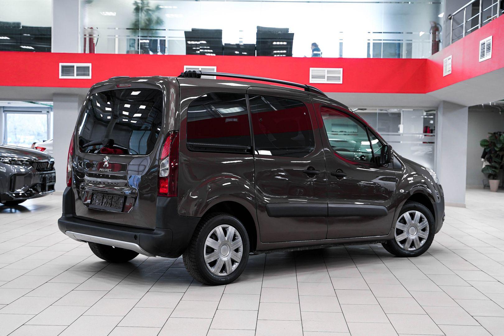 Peugeot Partner 2013, коричневый, ДЦ Орехово