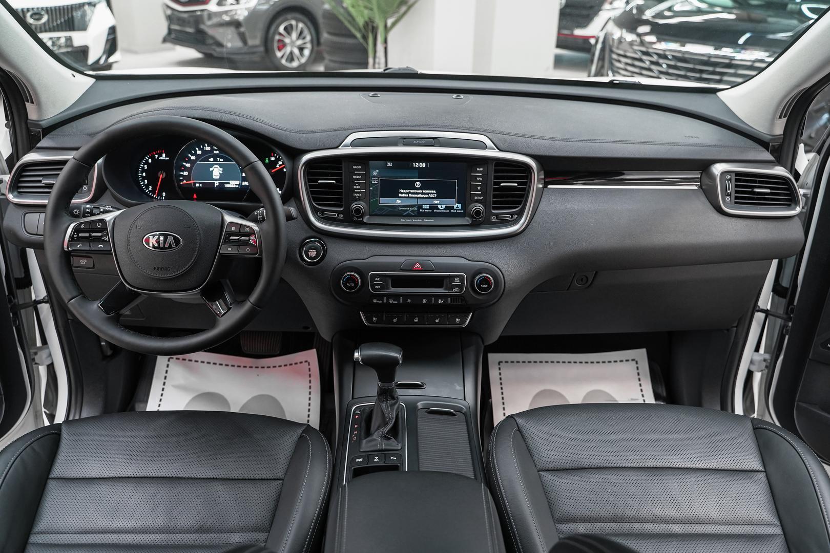 Kia Sorento 2018, белый, ДЦ Орехово