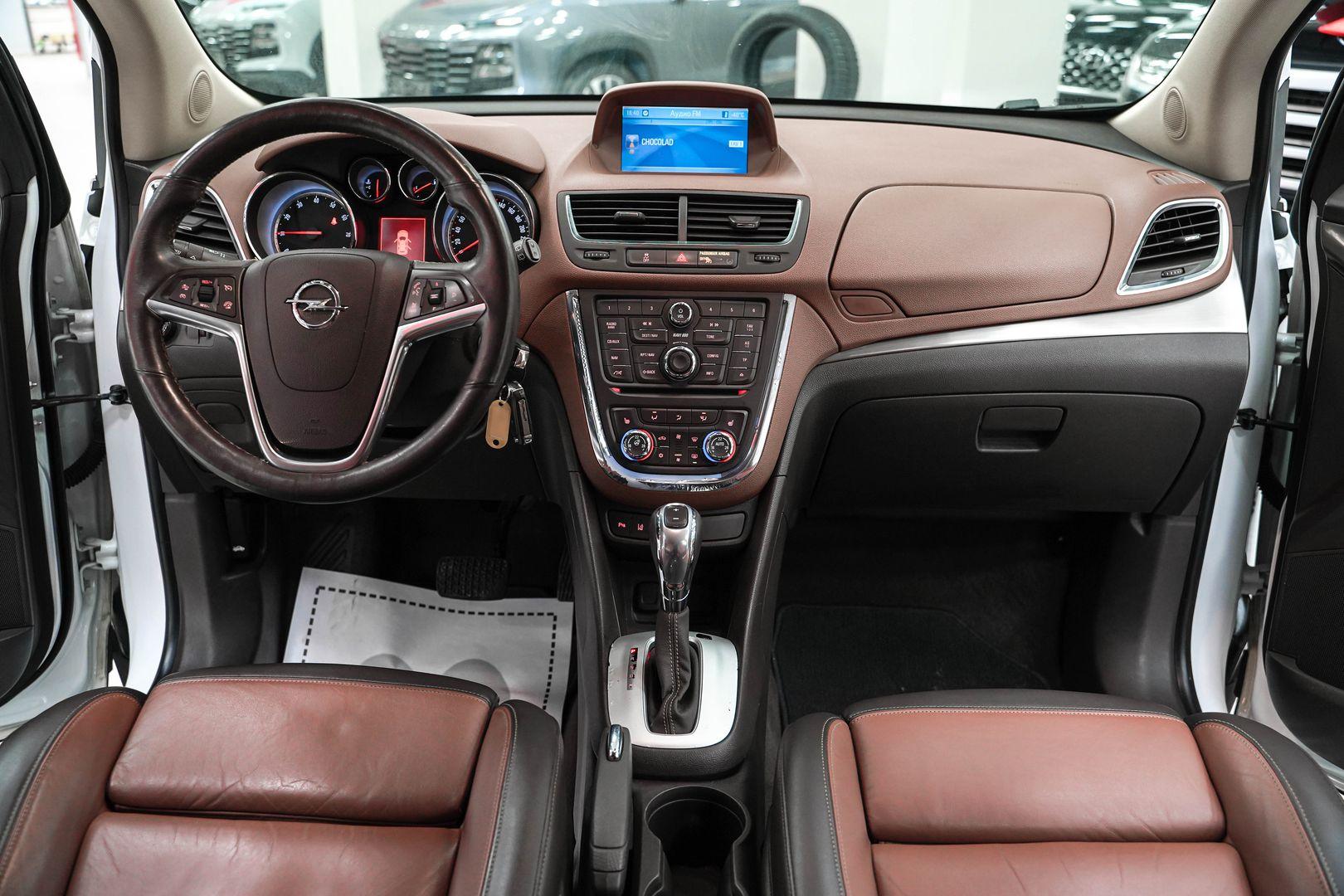 Opel Mokka 2012, белый, ДЦ Орехово