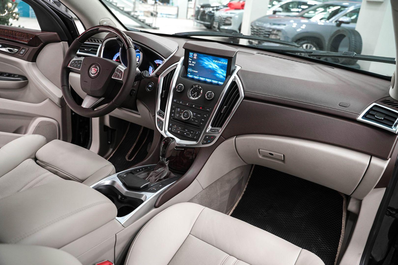 Cadillac SRX 2012, черный, ДЦ Орехово