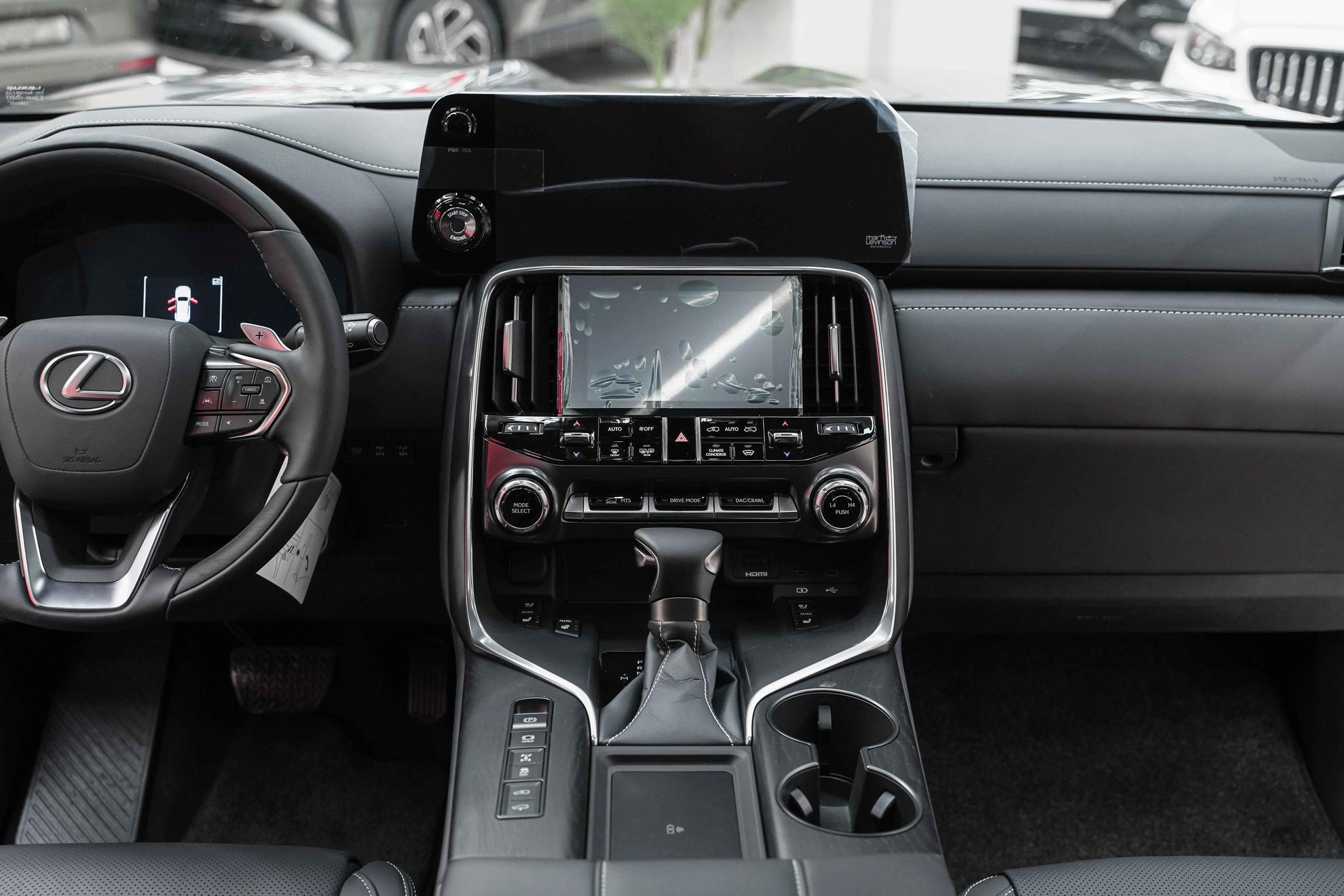 Lexus LX 2026, серый, ДЦ Орехово
