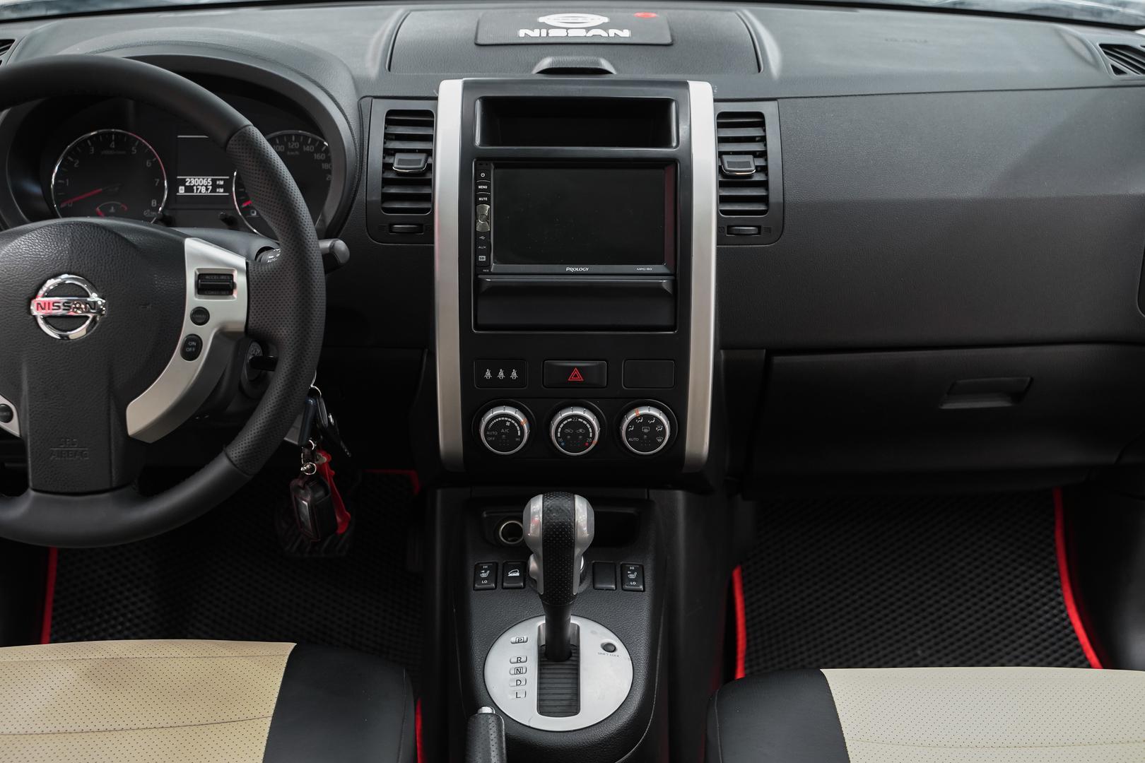 Nissan X-Trail 2013, черный, ДЦ Орехово