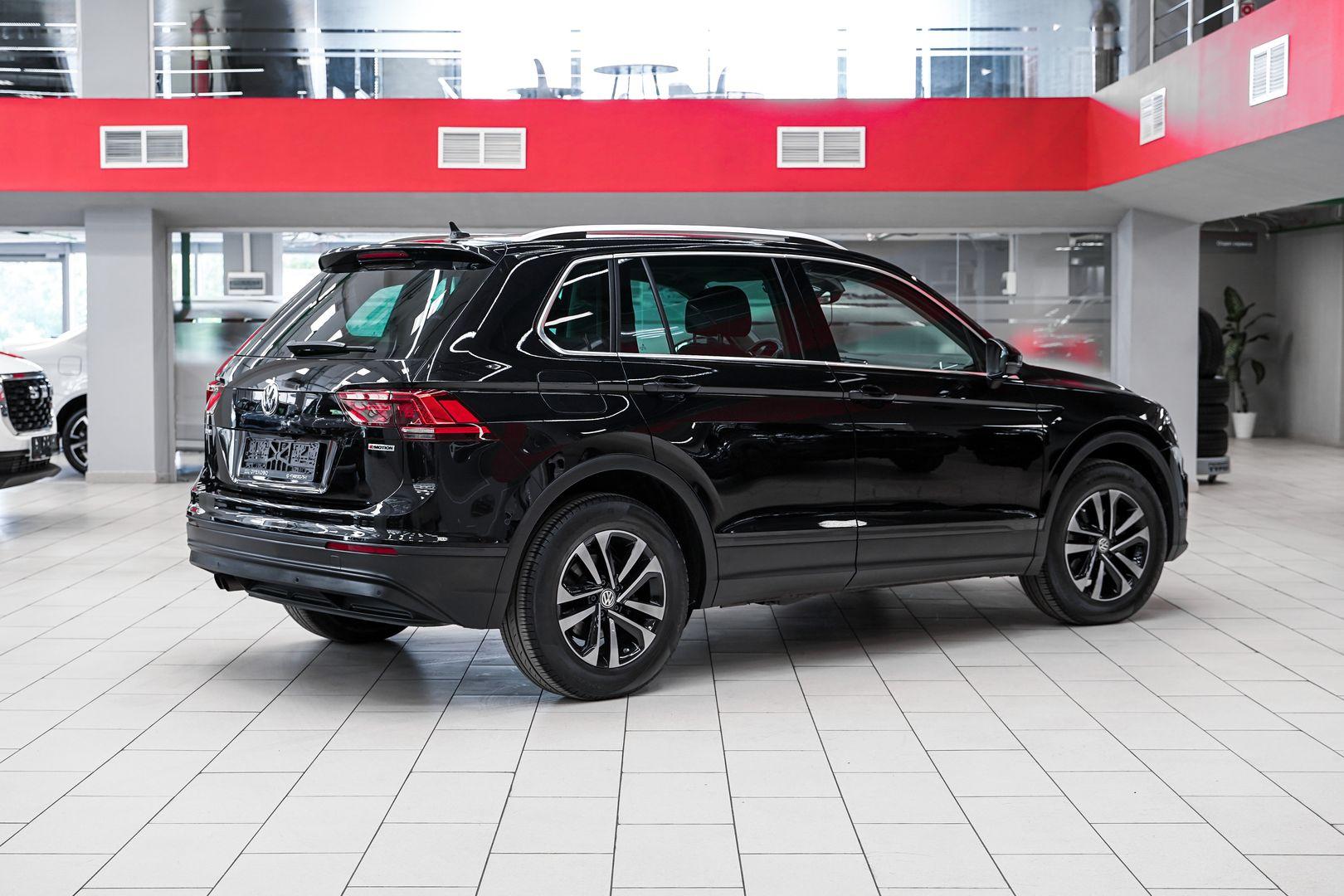 Volkswagen Tiguan 2019, черный, ДЦ Орехово