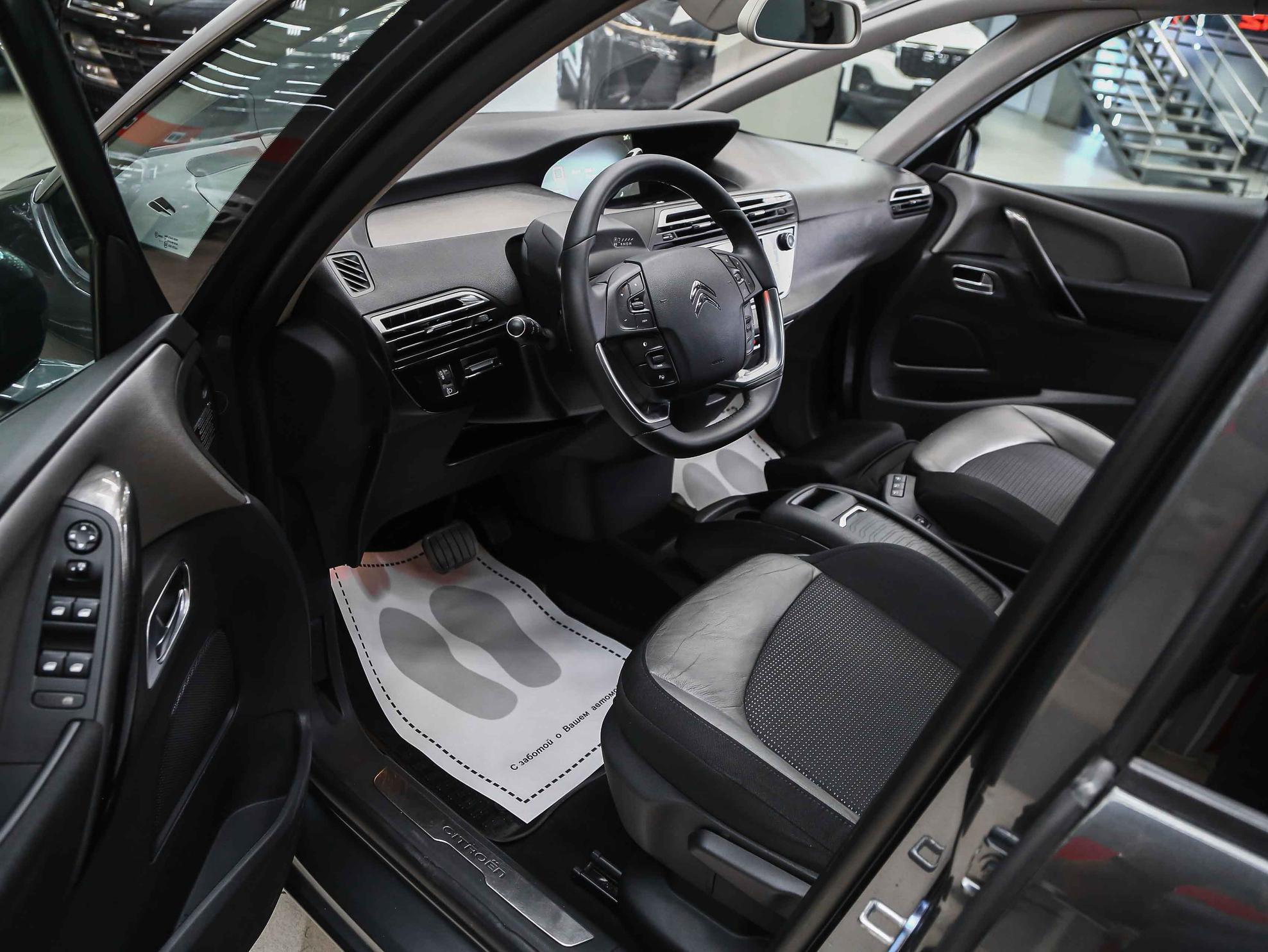 Citroen C4 Picasso 2015, серый, ДЦ Орехово