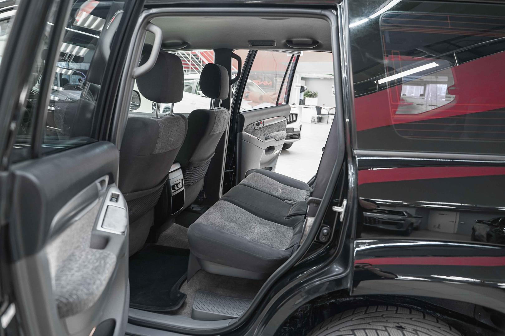 Toyota Land Cruiser Prado 2004, черный, ДЦ Орехово