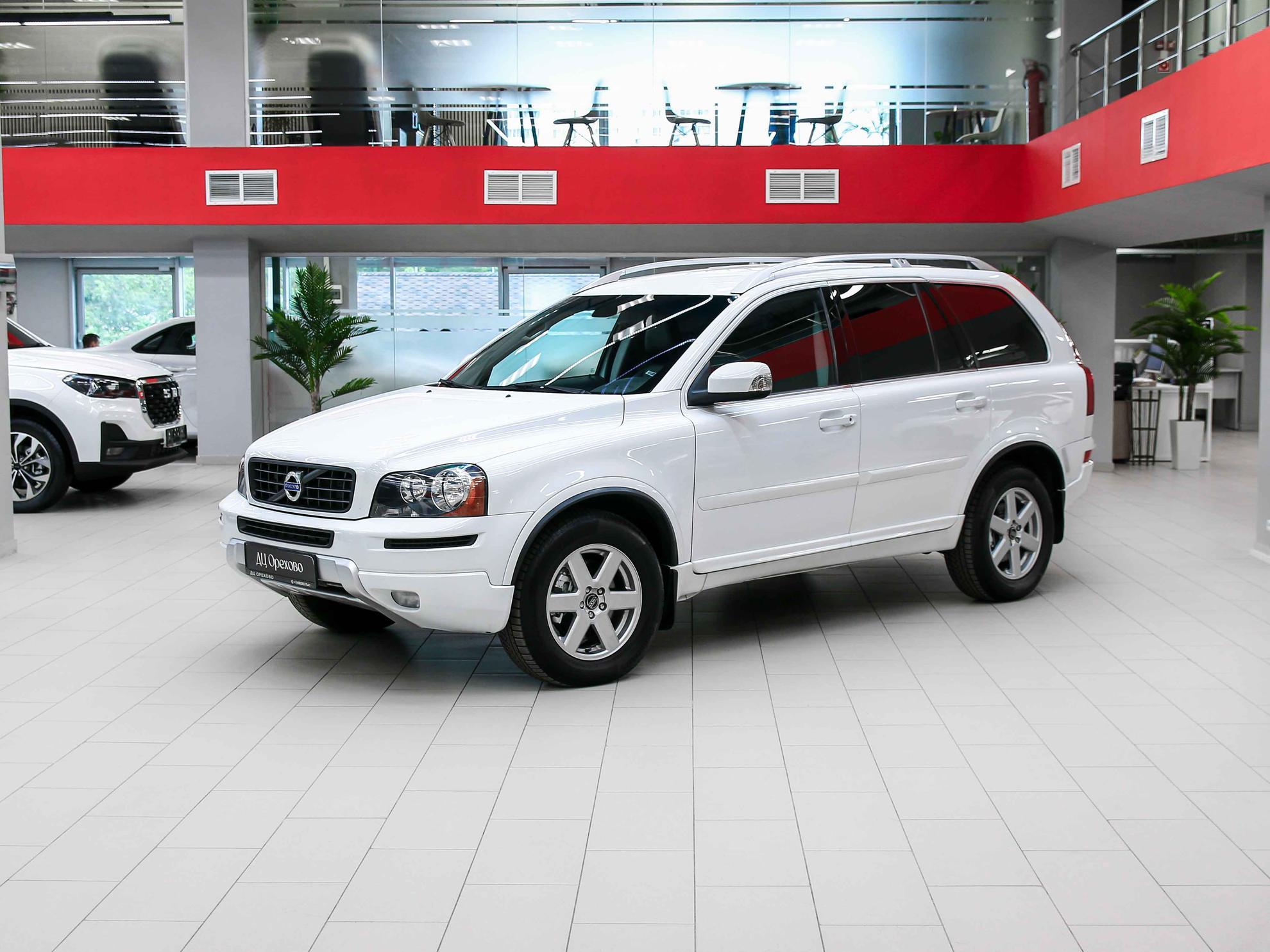 Volvo XC90 2012, белый, ДЦ Орехово