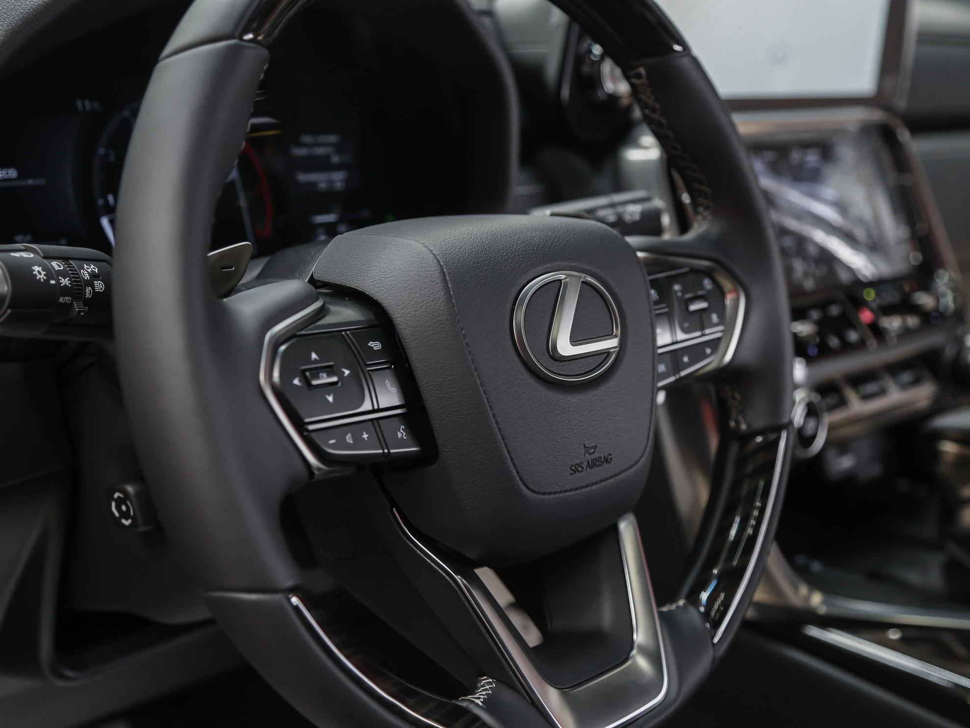 Lexus LX 2026, черный, ДЦ Орехово