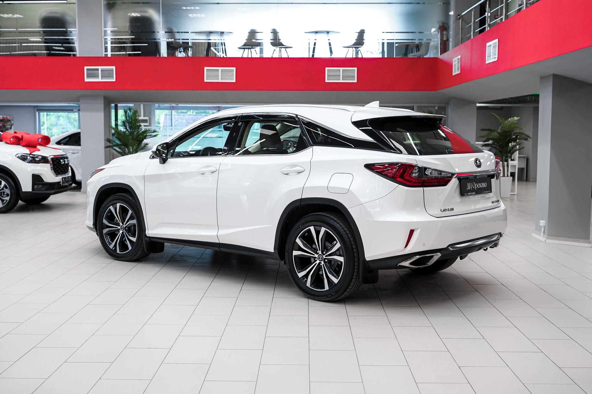Lexus RX 2016, белый, ДЦ Орехово