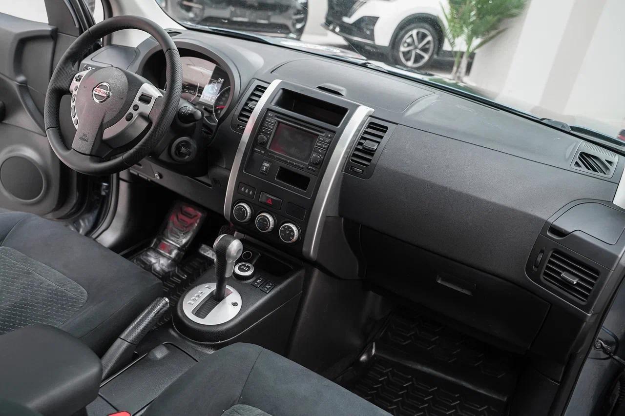 Nissan X-Trail 2014, синий, ДЦ Орехово