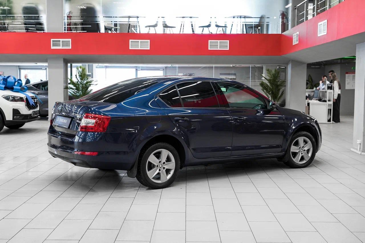 Skoda Octavia 2014, синий, ДЦ Орехово