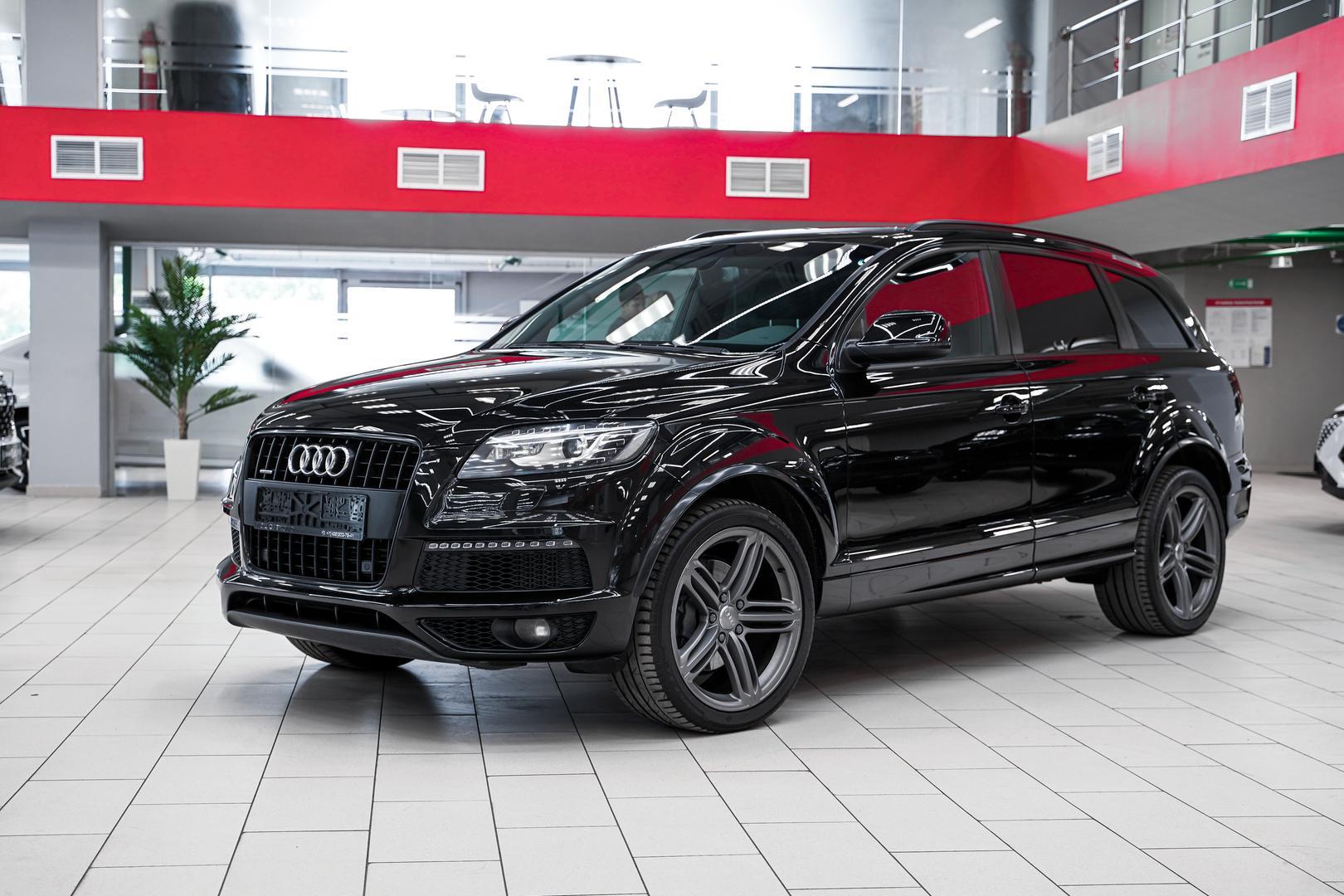 Audi Q7 2010, черный, ДЦ Орехово