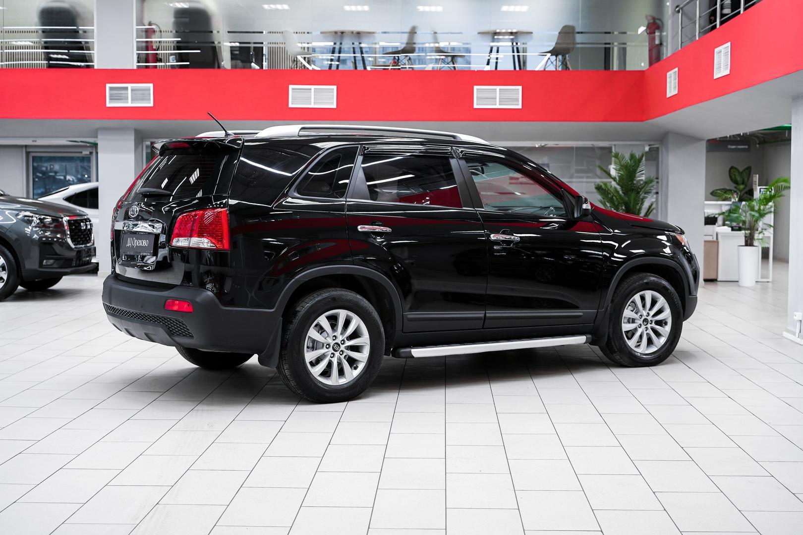 Kia Sorento 2012, черный, ДЦ Орехово