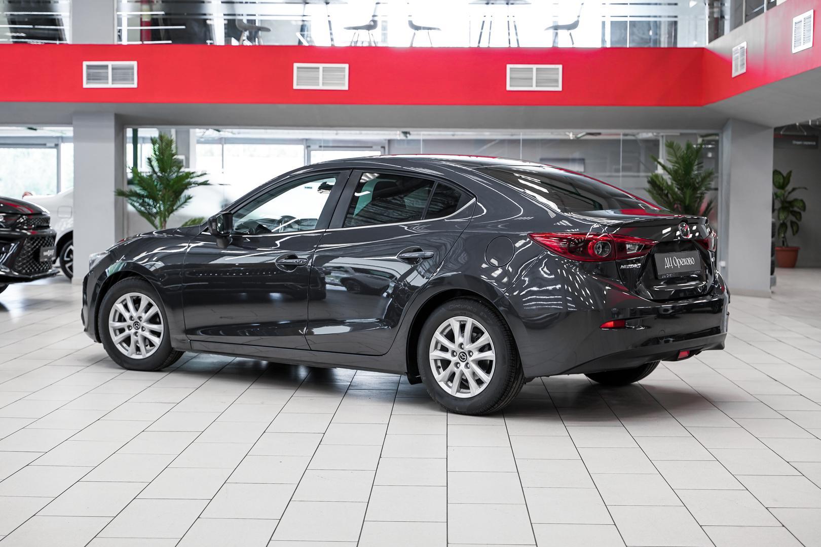 Mazda 3 2015, серый, ДЦ Орехово