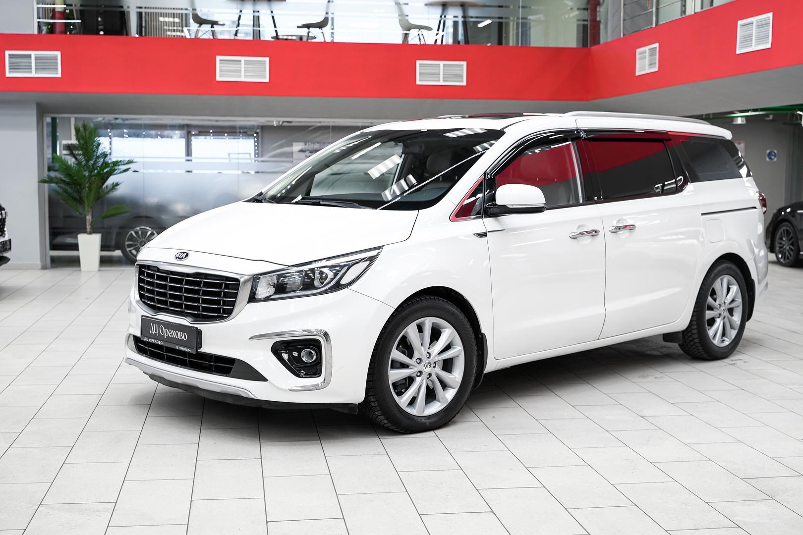 Kia Carnival 2019, белый, ДЦ Орехово