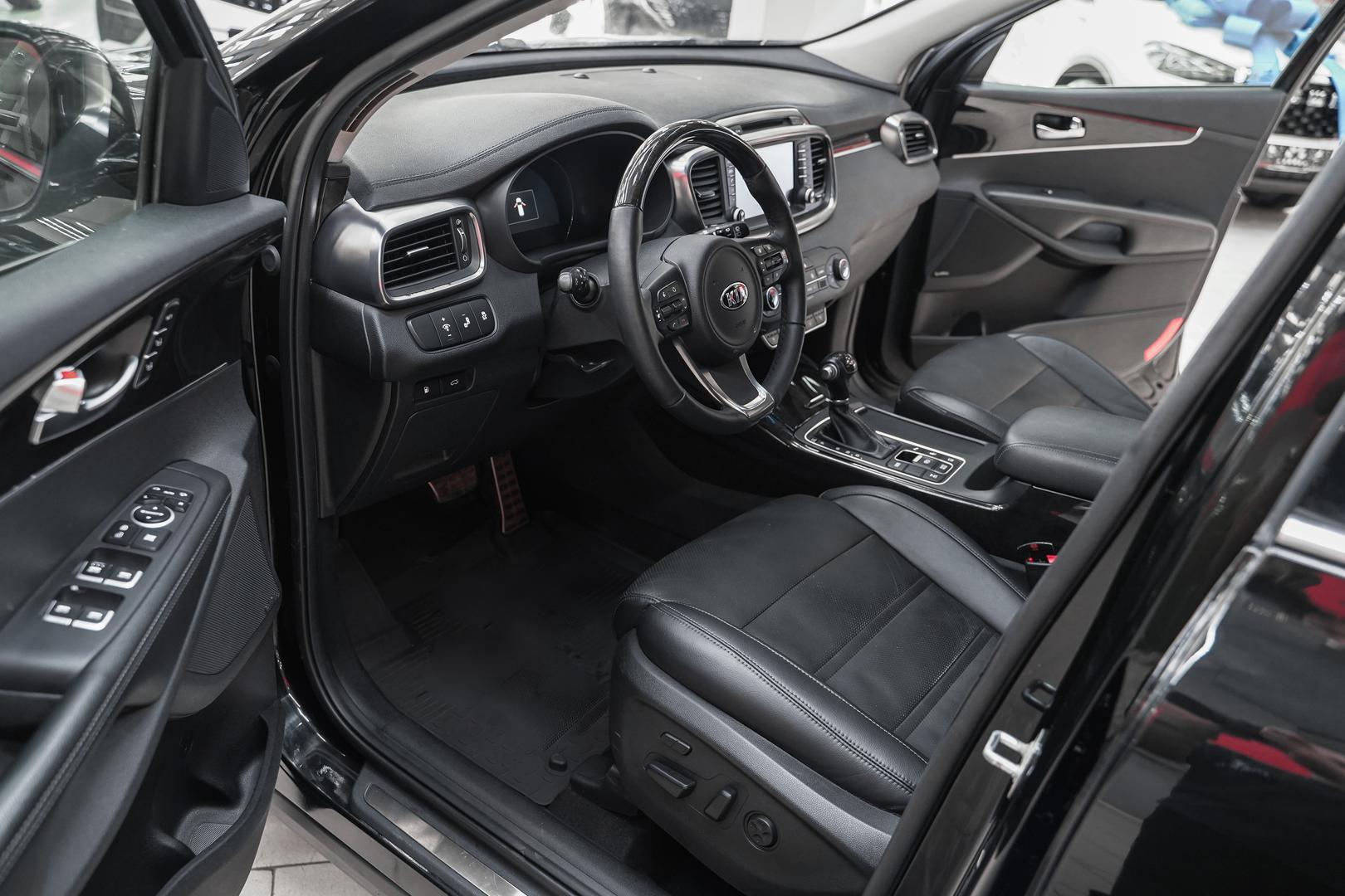Kia Sorento 2017, черный, ДЦ Орехово