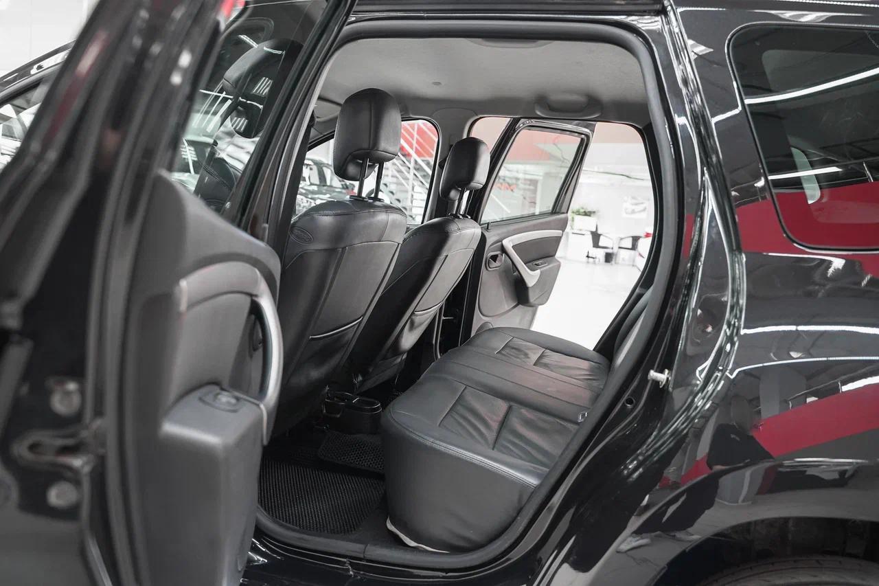Renault Duster 2012, черный, ДЦ Орехово